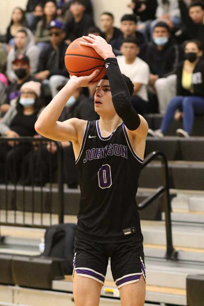 laredo-lbj-laredo-united-south-basketball-texas00009